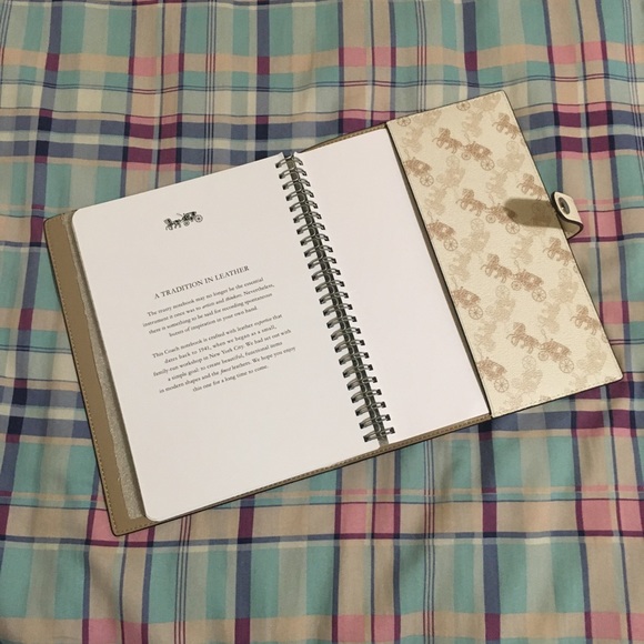 SOLD Coach Notebook Horse and Carriage Print - Picture 6 of 6